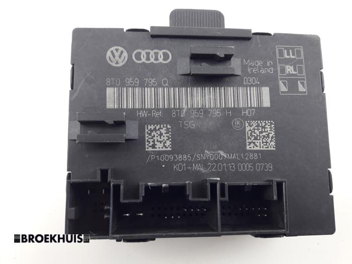 Używane Modul (rózne) Audi A5 Sportback (8TA) 2.0 TDI 16V Cena € 50,00 Procedura marży oferowane przez Autobedrijf Broekhuis B.V.