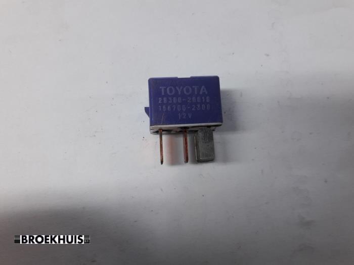 Begagnade Relä Toyota Corolla (E12) Pris € 5,00 Marginaltabell erbjuds av Autobedrijf Broekhuis B.V.