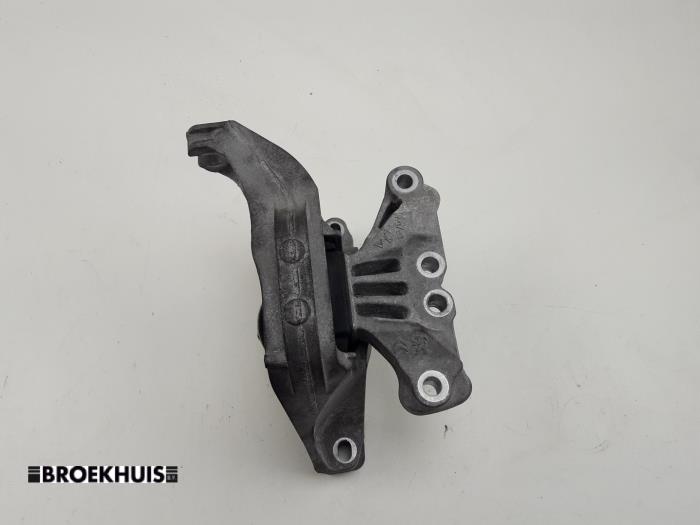 Gebrauchte Motorlager Peugeot 308 SW (L4/L9/LC/LJ/LR) 1.6 BlueHDi 120 Preis € 20,00 Margenregelung angeboten von Autobedrijf Broekhuis B.V.