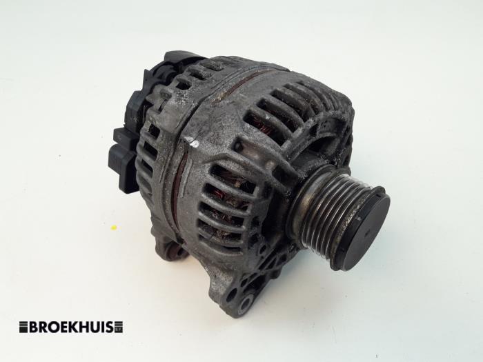Begagnade Dynamo Skoda Superb Combi (3TAC/TAF) 1.6 TDI Pris € 40,00 Marginaltabell erbjuds av Autobedrijf Broekhuis B.V.