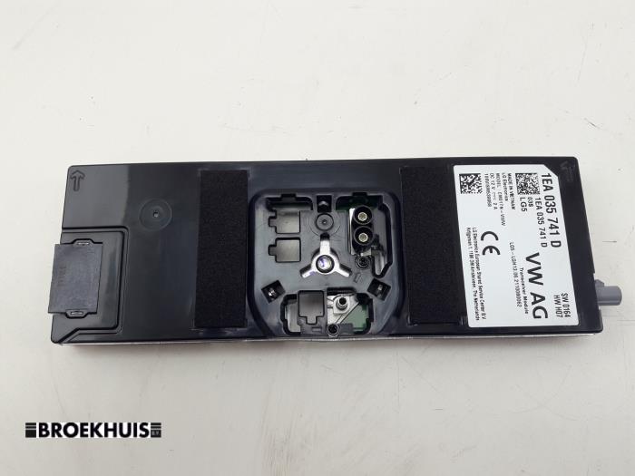 Gebrauchte Radio Modul Cupra Born 58 Preis € 50,00 Margenregelung angeboten von Autobedrijf Broekhuis B.V.
