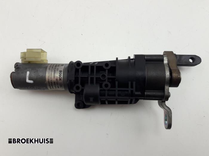 Używane Silnik tylnej klapy Audi A4 Avant (B9) 1.4 TFSI 16V Cena € 70,00 Procedura marży oferowane przez Autobedrijf Broekhuis B.V.