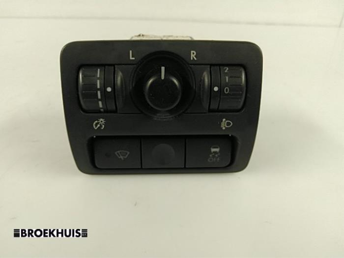 Używane Przelacznik Subaru Outback (BP) 3.0 R 24V Cena € 20,00 Procedura marży oferowane przez Autobedrijf Broekhuis B.V.