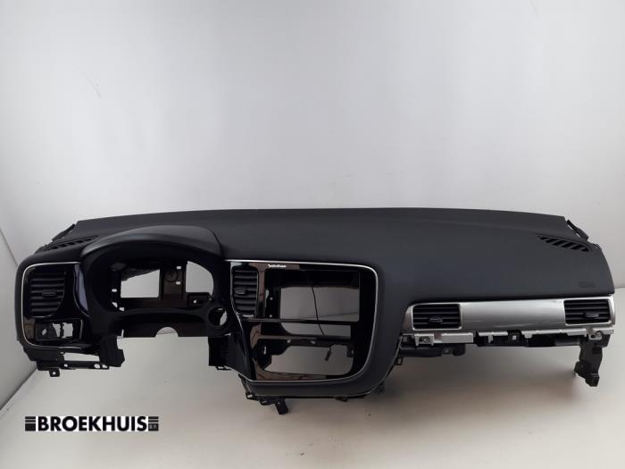 Używane Panel Mitsubishi Outlander (GF/GG) 2.0 16V PHEV 4x4 Cena € 500,00 Procedura marży oferowane przez Autobedrijf Broekhuis B.V.