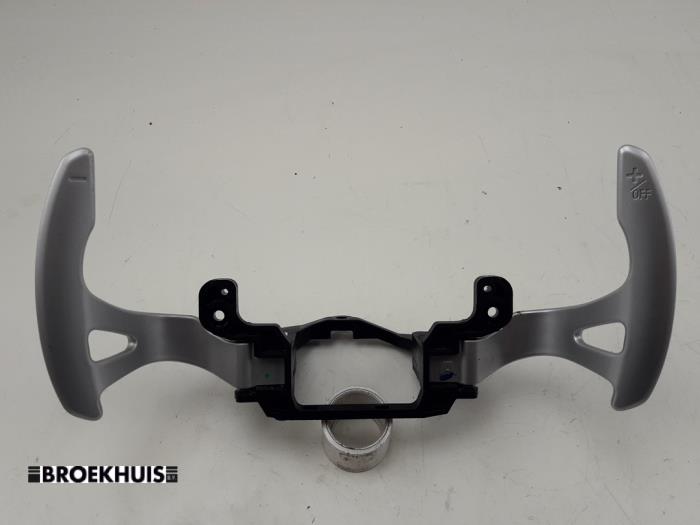 Usagé Kit manettes de commande Mitsubishi Outlander (GF/GG) 2.0 16V PHEV 4x4 Prix € 40,00 Règlement à la marge proposé par Autobedrijf Broekhuis B.V.
