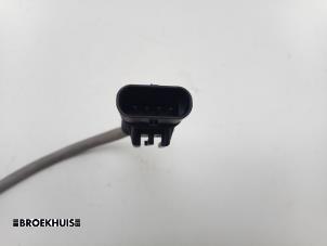 Lambda probe from a Mercedes-Benz E (C238) E-200 EQ Boost 2.0 Turbo 16V 2020