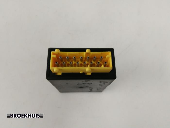 Modul immobilizera z BMW 5 serie (E39) 525 tds 1997