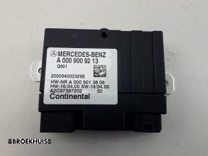 Usagé Module pompe carburant Mercedes Vito (447.6) 2.2 119 CDI 16V BlueTEC Prix € 54,45 Prix TTC proposé par Autobedrijf Broekhuis B.V.