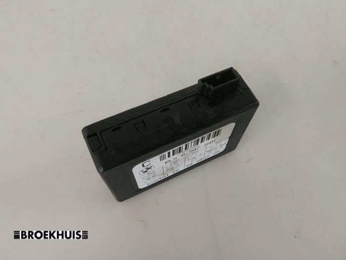 Begagnade Regnsensor BMW 5 serie (E60) 523i 24V Pris € 15,00 Marginaltabell erbjuds av Autobedrijf Broekhuis B.V.