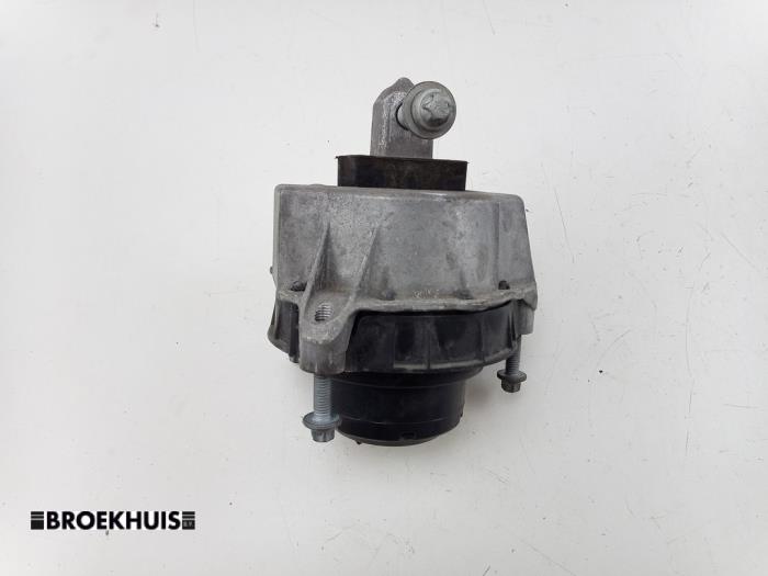 Used Engine mount BMW 3 serie Touring (G21) 330e xDrive 2.0 TwinPower Turbo 16V Price € 50,00 Margin scheme offered by Autobedrijf Broekhuis B.V.