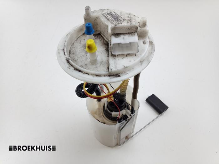 Usagé Pompe carburant électrique Opel Combo 1.3 CDTI 16V Prix € 42,35 Prix TTC proposé par Autobedrijf Broekhuis B.V.