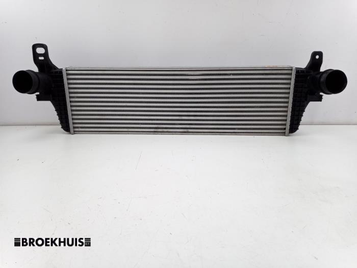 Usados Intercooler Volkswagen Transporter T5 2.0 BiTDI DRF Precio € 96,80 IVA incluido ofrecido por Autobedrijf Broekhuis B.V.
