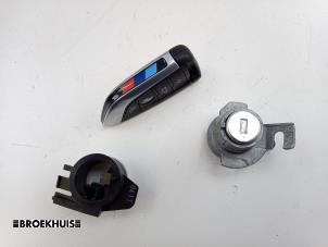 Gebrauchte Schlossset Zylinder (komplett) BMW 3 serie Touring (G21) 330e xDrive 2.0 TwinPower Turbo 16V Preis € 100,00 Margenregelung angeboten von Autobedrijf Broekhuis B.V.