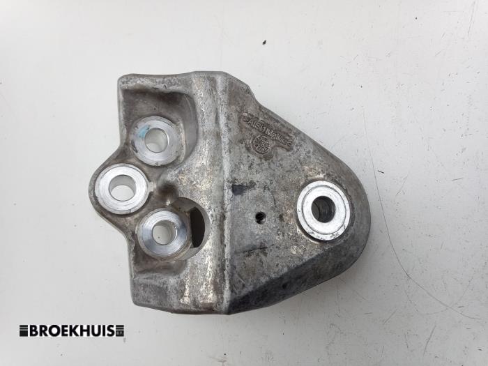 Used Engine mount Ford EcoSport (JK8) 1.0 EcoBoost 12V 125 Price € 40,00 Margin scheme offered by Autobedrijf Broekhuis B.V.
