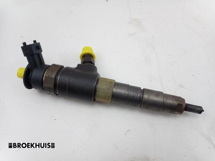 Usagé Injecteurs Peugeot 207/207+ (WA/WC/WM) 1.6 HDi Prix € 30,00 Règlement à la marge proposé par Autobedrijf Broekhuis B.V.