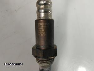 Lambda probe from a Volvo V60 II (ZW) 2.0 B3 16V Mild Hybrid 2022