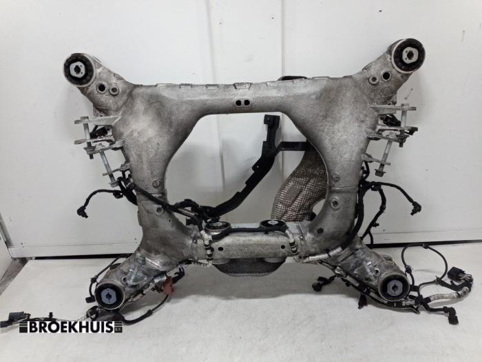 Usados Subchasis Landrover Range Rover Sport (L1) 3.0 V6 P460e Precio € 1.250,00 Norma de margen ofrecido por Autobedrijf Broekhuis B.V.