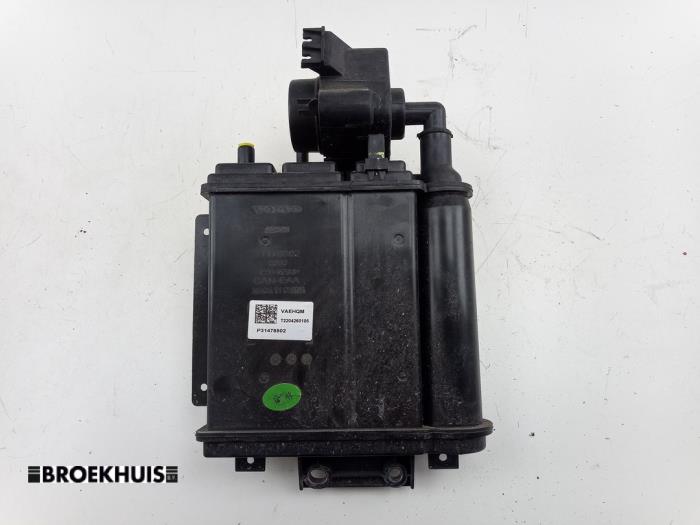 Begagnade Kolfilter Volvo V60 II (ZW) 2.0 B3 16V Mild Hybrid Pris € 50,00 Marginaltabell erbjuds av Autobedrijf Broekhuis B.V.