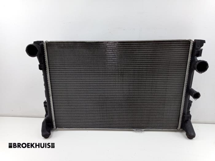 Used Radiator Mercedes C (W204) 2.2 C-200 CDI 16V Price € 50,00 Margin scheme offered by Autobedrijf Broekhuis B.V.