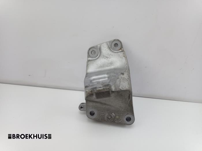 Usagé Support moteur Landrover Range Rover Sport (L1) 3.0 V6 P460e Prix € 50,00 Règlement à la marge proposé par Autobedrijf Broekhuis B.V.