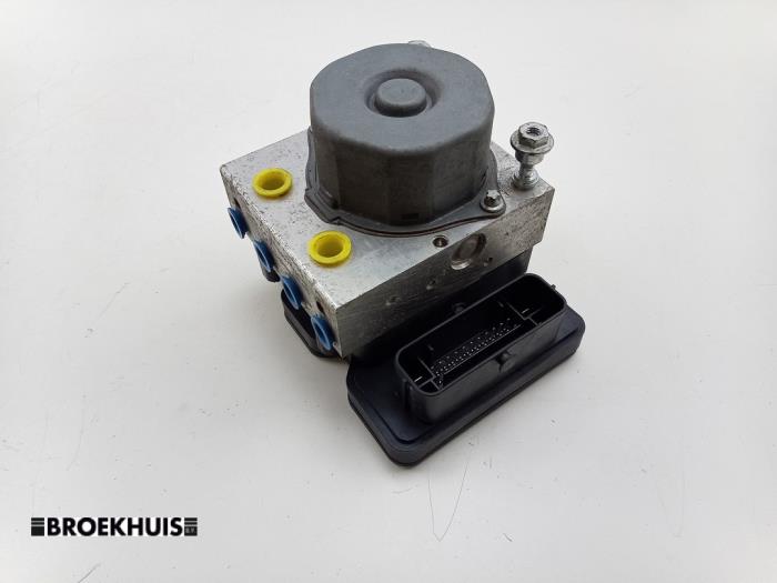 Begagnade ABS-pump Citroen C1 1.0 Vti 68 12V Pris € 35,00 Marginaltabell erbjuds av Autobedrijf Broekhuis B.V.