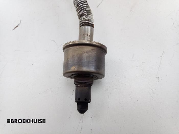 Lambda probe from a Land Rover Range Rover Sport (L1) 3.0 V6 P460e 2024