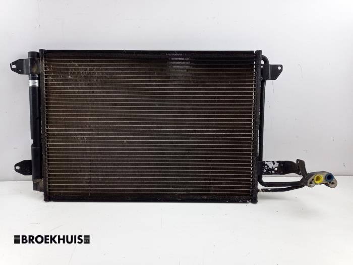 Begagnade AC-radiator Volkswagen Golf V (1K1) 1.6 FSI 16V Pris € 40,00 Marginaltabell erbjuds av Autobedrijf Broekhuis B.V.