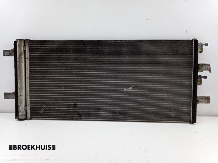 Begagnade AC-radiator Mini Mini (F55) 1.5 12V One D Pris € 125,00 Marginaltabell erbjuds av Autobedrijf Broekhuis B.V.