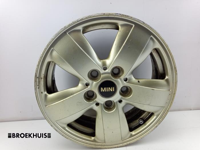 Używane Obrecz Mini Mini (F55) 1.5 12V One D Cena € 60,50 Z VAT oferowane przez Autobedrijf Broekhuis B.V.