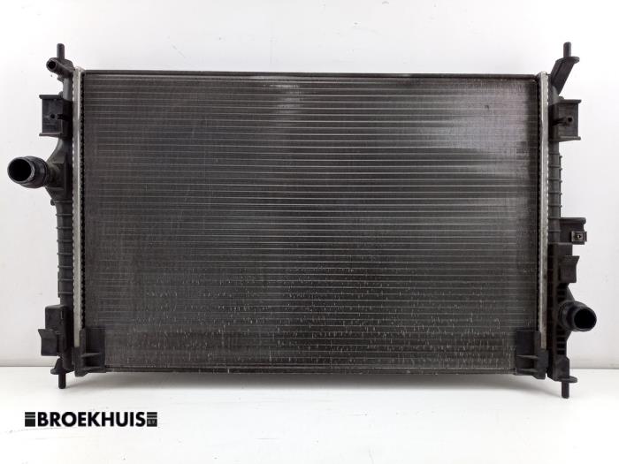 Used Radiator Citroen C4 Picasso (3D/3E) 1.6 16V VTi 120 Price € 80,00 Margin scheme offered by Autobedrijf Broekhuis B.V.