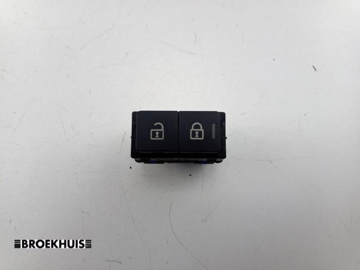 Gebrauchte Schalter Landrover Range Rover Sport (L1) 3.0 V6 P460e Preis € 20,00 Margenregelung angeboten von Autobedrijf Broekhuis B.V.