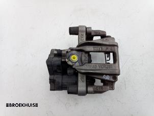 Usagé Etrier de frein (pince) arrière droit Audi A3 Limousine (8YS) 1.0 30 TFSI 12V Mild Hybrid Prix € 75,00 Règlement à la marge proposé par Autobedrijf Broekhuis B.V.