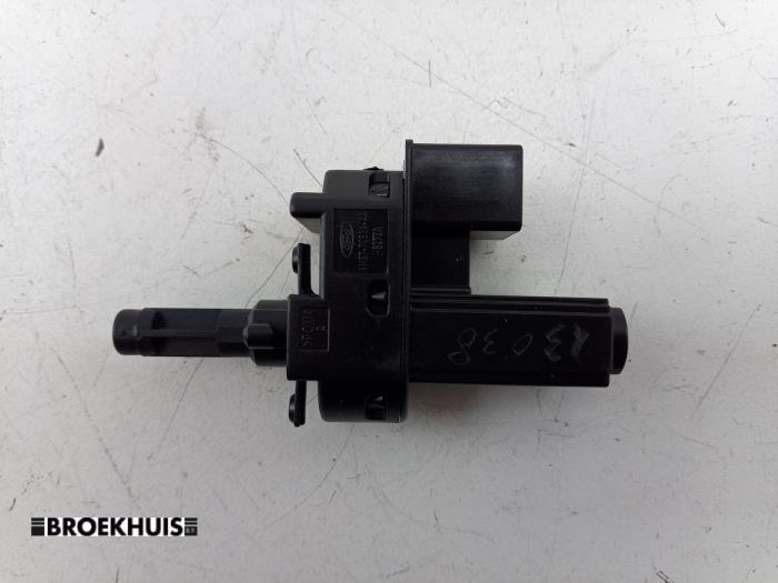 Begagnade Kopplingsspak Ford Transit Courier 1.5 TDCi 75 Pris € 9,99 Inklusive moms erbjuds av Autobedrijf Broekhuis B.V.