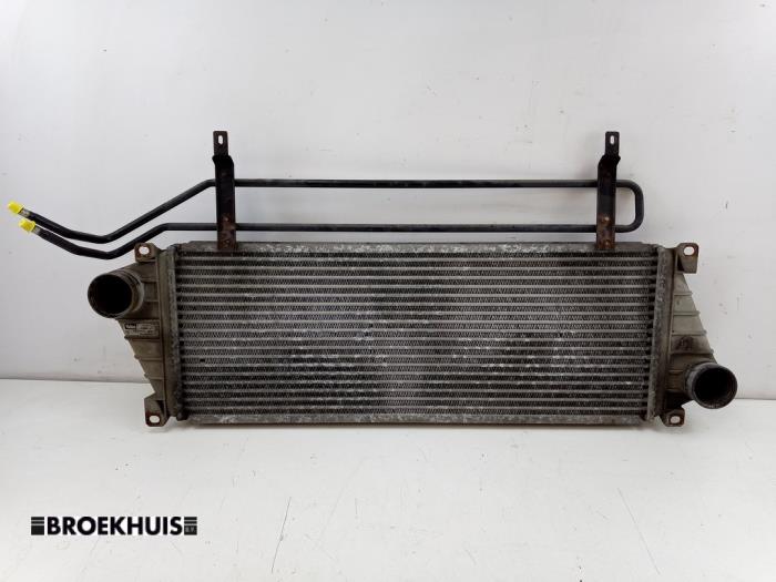 Usagé Intercooler Mercedes Sprinter 2t (901/902) 210D Prix € 54,45 Prix TTC proposé par Autobedrijf Broekhuis B.V.