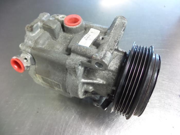 Usagé Compresseur de clim Fiat Panda (169) 1.2 Fire Prix € 25,00 Règlement à la marge proposé par Autobedrijf Broekhuis B.V.