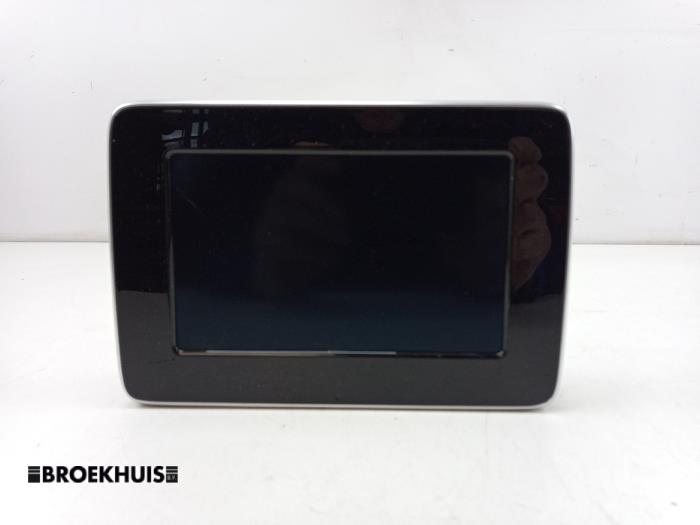 Begagnade Innerdisplay Mercedes B (W246/W242) B-250 e Pris € 125,00 Marginaltabell erbjuds av Autobedrijf Broekhuis B.V.