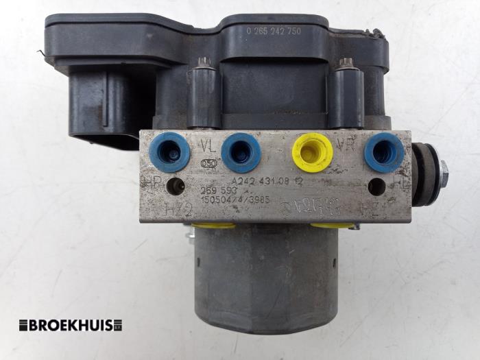 Begagnade ABS-pump Mercedes B (W246/W242) B-250 e Pris € 50,00 Marginaltabell erbjuds av Autobedrijf Broekhuis B.V.