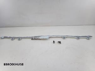 Usagé Airbag plafond gauche Skoda Fabia III Combi (NJ5) 1.0 TSI 12V Prix € 60,00 Règlement à la marge proposé par Autobedrijf Broekhuis B.V.