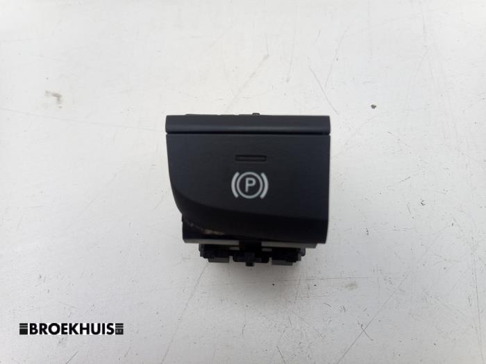 Gebrauchte Handbremse Schalter Audi Q2 (GAB/GAG) 1.0 30 TFSI 12V Preis € 25,00 Margenregelung angeboten von Autobedrijf Broekhuis B.V.