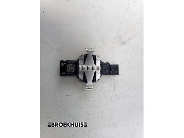 Begagnade Regnsensor Audi Q2 (GAB/GAG) 1.0 30 TFSI 12V Pris € 20,00 Marginaltabell erbjuds av Autobedrijf Broekhuis B.V.
