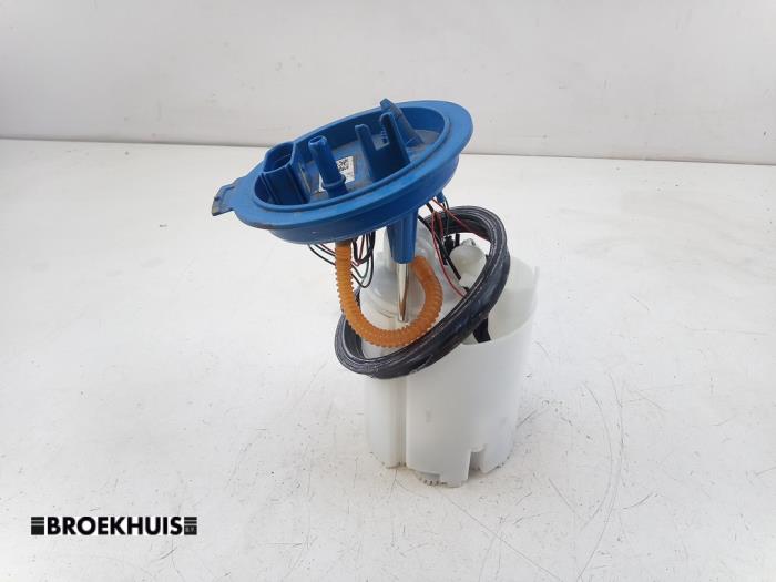 Usagé Pompe d'injection Audi Q2 (GAB/GAG) 1.0 30 TFSI 12V Prix € 35,00 Règlement à la marge proposé par Autobedrijf Broekhuis B.V.