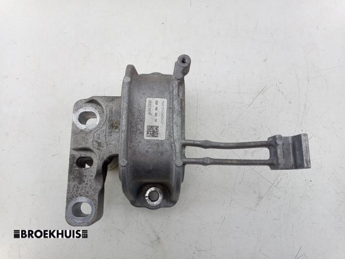 Used Engine mount Audi Q2 (GAB/GAG) 1.0 30 TFSI 12V Price € 40,00 Margin scheme offered by Autobedrijf Broekhuis B.V.
