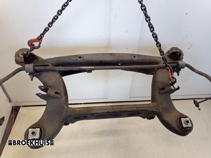 Used Subframe Mercedes C (W205) C-300de 2.0 Turbo 16V Price € 250,00 Margin scheme offered by Autobedrijf Broekhuis B.V.