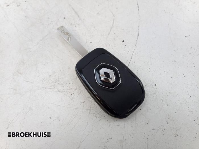 Używane Klucz Renault Twingo III (AH) 1.0 SCe 75 12V Cena € 40,00 Procedura marży oferowane przez Autobedrijf Broekhuis B.V.