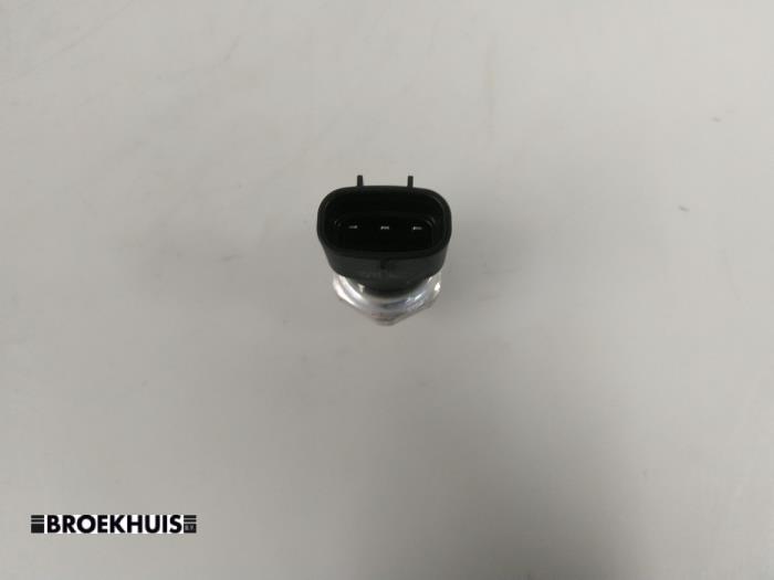 Begagnade Trycksensor, luftkonditionering Suzuki Swift (ZA/ZC/ZD) 1.2 16_ Pris € 10,00 Marginaltabell erbjuds av Autobedrijf Broekhuis B.V.