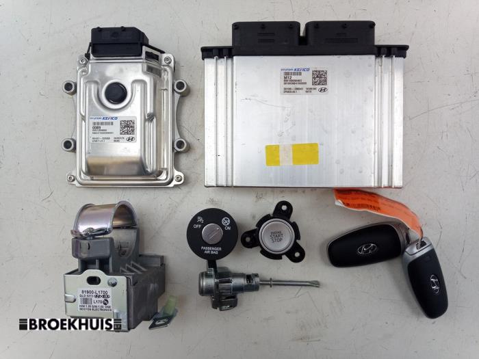 Used Injection computer Hyundai Tucson (NX) 1.6 T-GDI Hybrid 48V Price € 350,00 Margin scheme offered by Autobedrijf Broekhuis B.V.