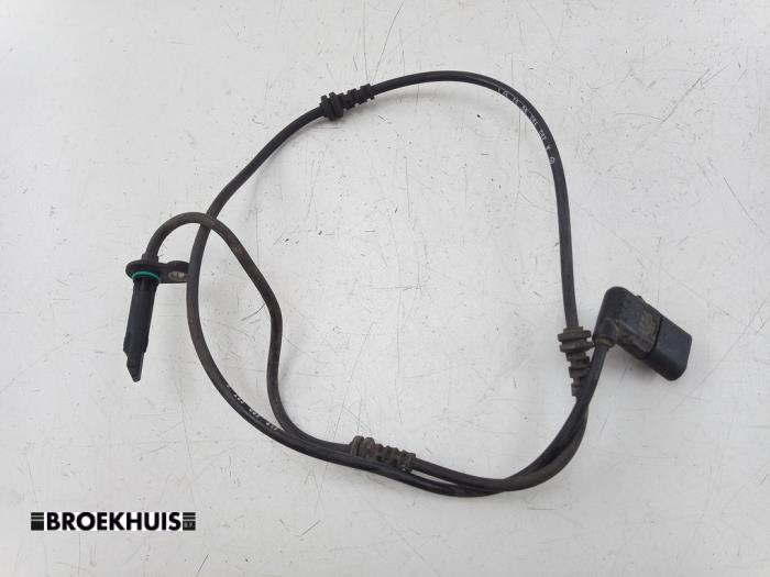 Begagnade ABS-sensor Mercedes C (W205) C-300de 2.0 Turbo 16V Pris € 25,00 Marginaltabell erbjuds av Autobedrijf Broekhuis B.V.