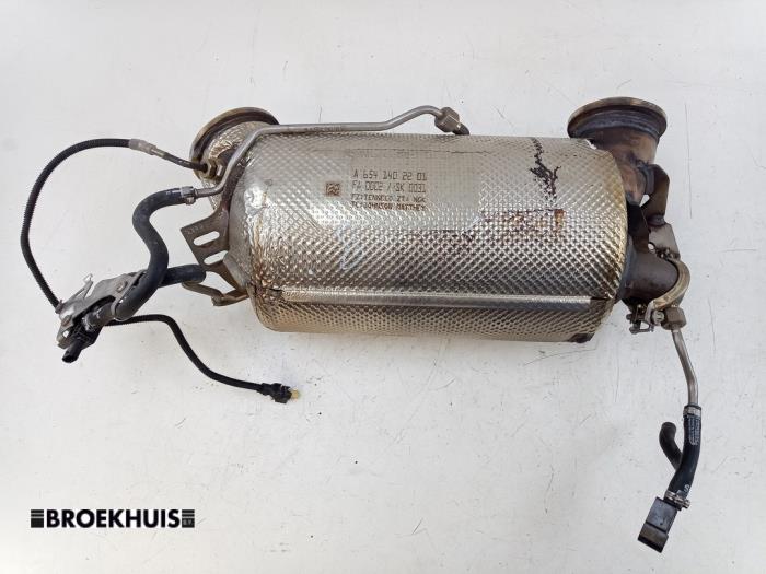 Gebrauchte Rußfilter Mercedes C (W205) C-300de 2.0 Turbo 16V Preis € 650,00 Margenregelung angeboten von Autobedrijf Broekhuis B.V.