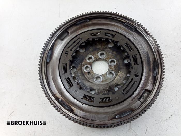 Used Flywheel Skoda Octavia Combi (5EAC) 1.5 TSI Evo 16V Price € 125,00 Margin scheme offered by Autobedrijf Broekhuis B.V.