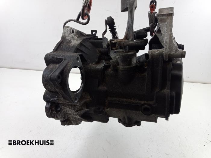 Begagnade Växellåda Volkswagen Golf IV (1J1) 2.0 Pris € 150,00 Marginaltabell erbjuds av Autobedrijf Broekhuis B.V.